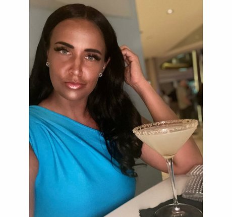 Katrina Louise Paul art star du porno img