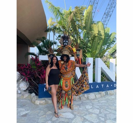 Katrina Louise Paul étoile sexy images