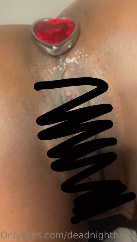 deadnightbarbie actrice de nus photo