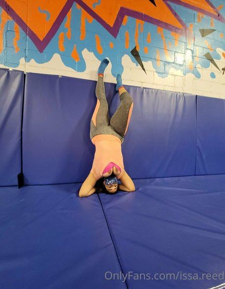 issa reed art étoile des photos