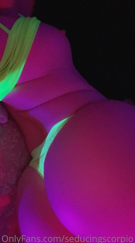 seducingscorpio star du porno en haute qualité image