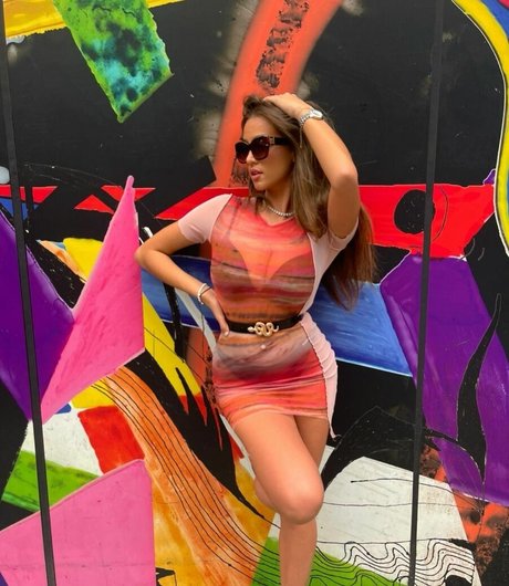 Camille Kathleen Bennetton jolie actrice galeries