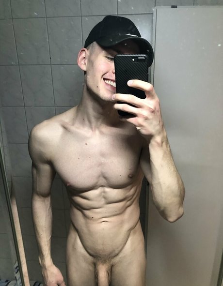 lucashallfree nus étoiles image