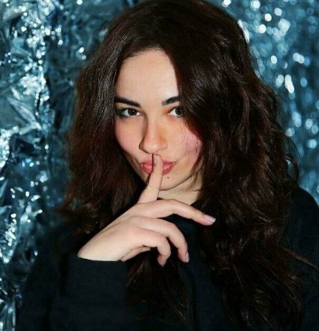 iara babyxxx étoile exclusive des photos