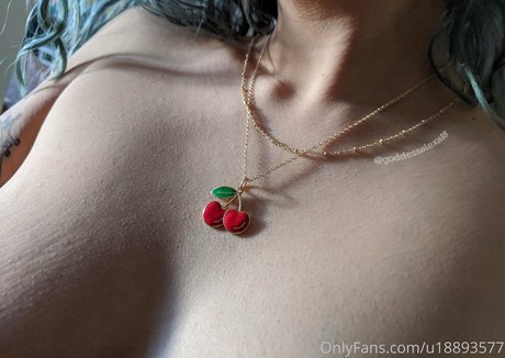 fellation publique onlyfans sympa, meilleur galerie