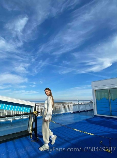 cosplay milf uniquementfans jolie et gratuite archive