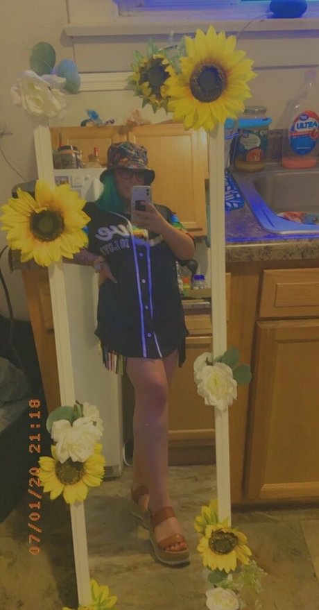 entraînement en salle de sport uniquement pour les fans nus érotiques archive