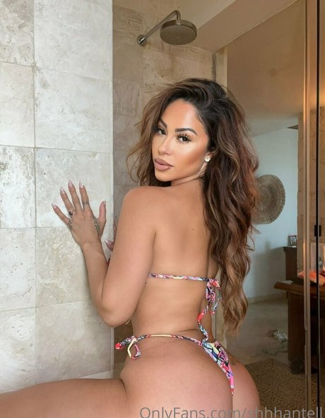 Shantel Tinajero star du porno en haute qualité galeries