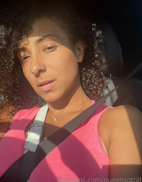 QueenSoTrill modèle hd galeries