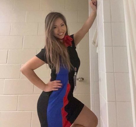 éjacule sur la langue onlyfans chaud xxx image