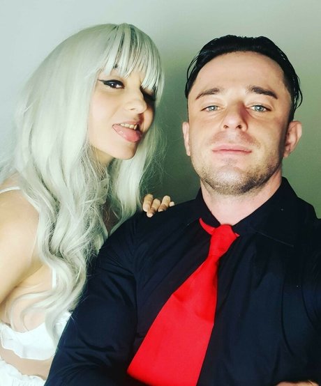 Valeera Raine jolie star du porno archive