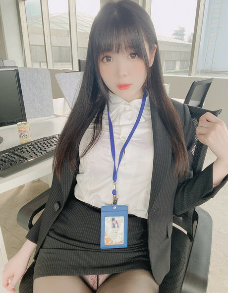 shimotsukiTW actrice sexy photos