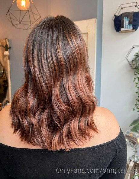 mamie milf onlyfans pornographique en haute définition image