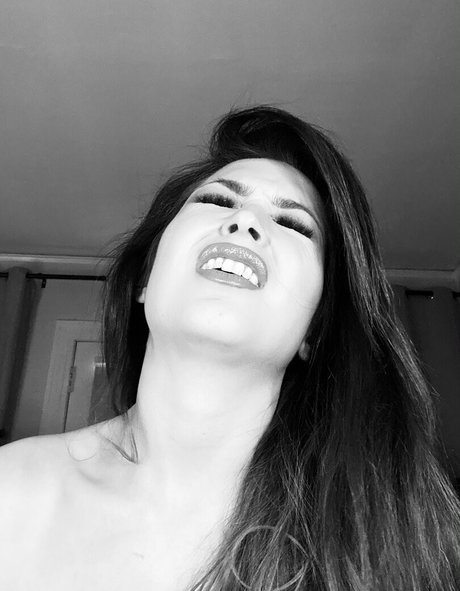 Tessafowler star du porno parfaite image