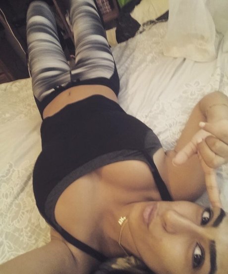 Tal Halika modèle img