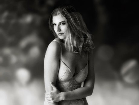 Victoria Mintz actrice libre galerie