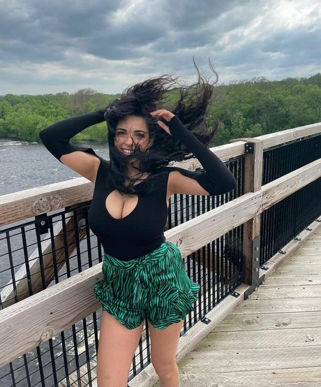 grosse bite baise onlyfans des nus parfaits img