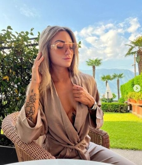 giulismolteni étoile parfaite img