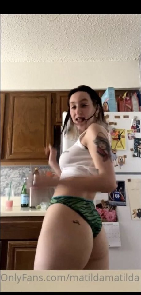 mole tilda actrice pornographique galeries