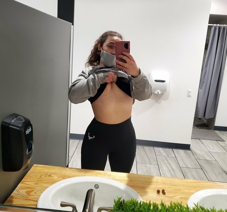 hatchbackhoe modèle adulte archive