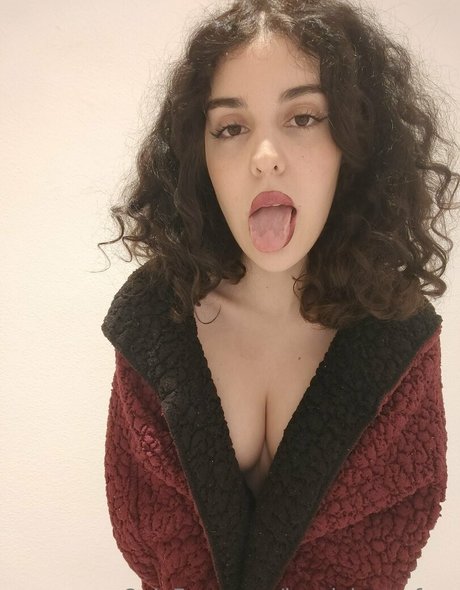 lovelyirene free actrice photos