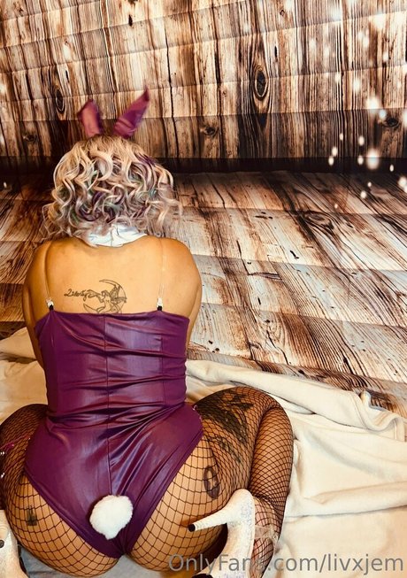 visage blond uniquementfans art pornographique image