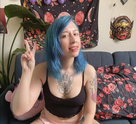 pasteltrashfree actrice hd image