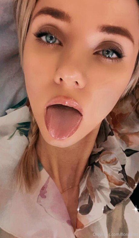 lionawild art de star du porno collection