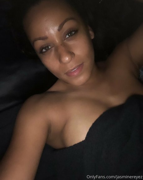 jasminereyez star pornographique galerie