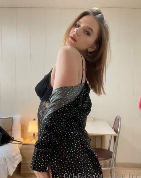 aivee linn étoile nue galerie