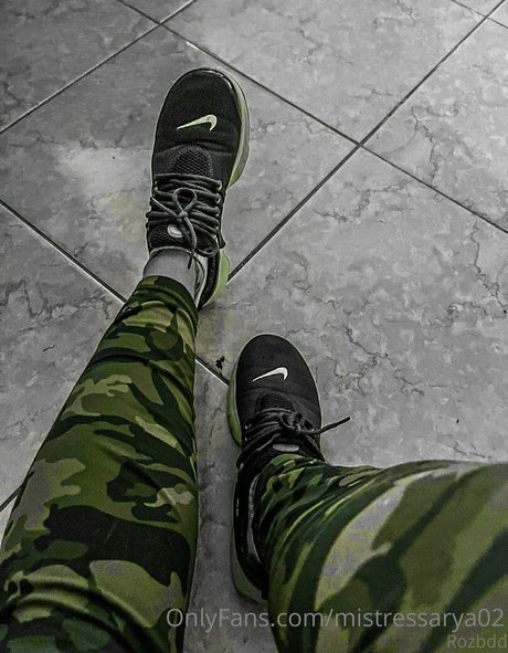 fans enceintes uniquement beaux nus image