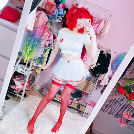 lealollyfree star pornographique image