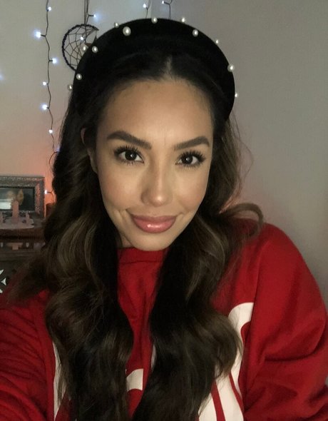 All Bella modèle xxx archive