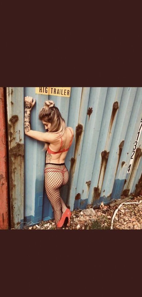 Holly Handles sexe star collection