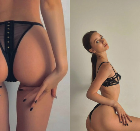 nazarowamur modèle érotique collection