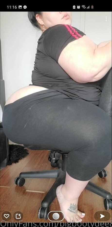 bigbootydee89 modèle sexy archive