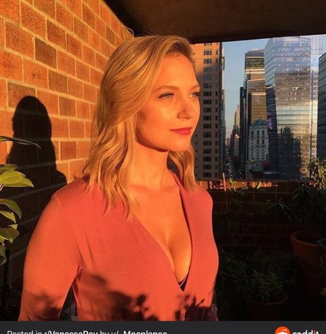 Vanessa Ray xxx étoile image