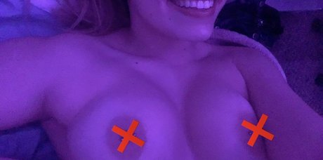 sassy sinner haut modèle images