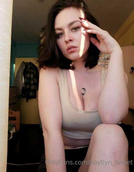 kayteensweet actrice érotique photo