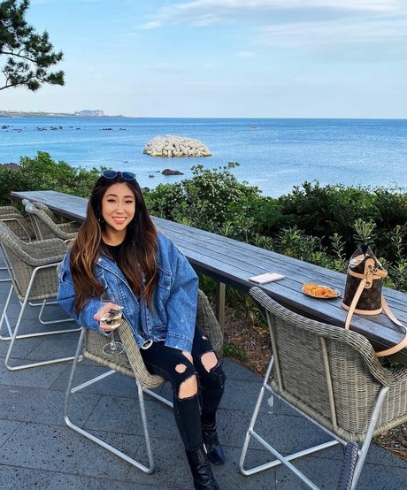 Jinnnyk étoile nue archive