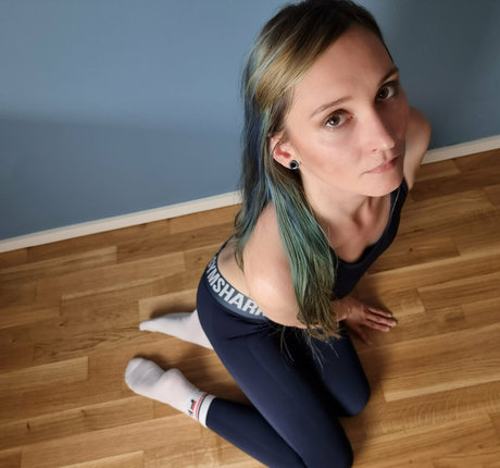 enceintes soumises onlyfans chaud et sexy image