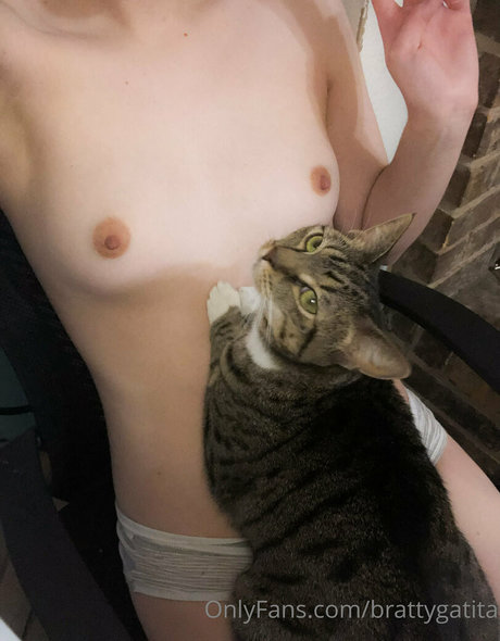 brattygatita modèle joli archive