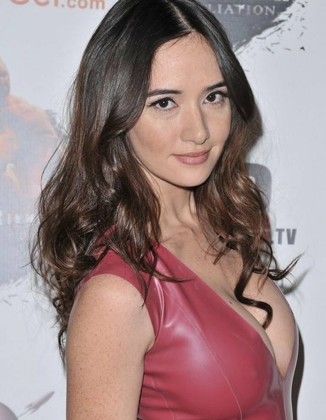 Sara Malakul Lane modèles nus des photos