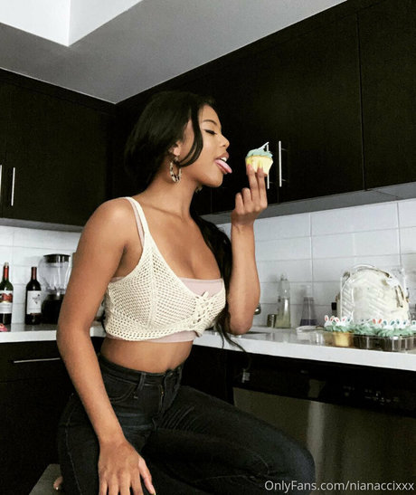 nianaccixxx modèle parfait photo