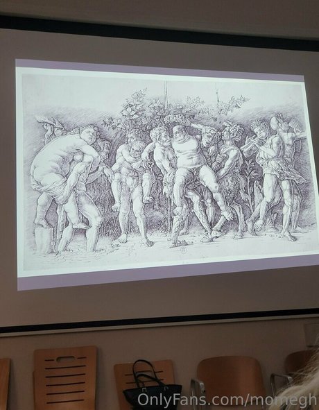 pom-pom girl asiatique onlyfans parfaite haute qualité photo