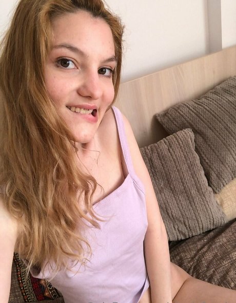 alexisfoxxie star du porno belle photos