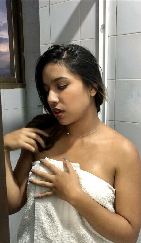 juliarocavip actrice nue photos