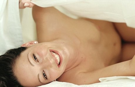 Katja Hornuf jolie star du porno image