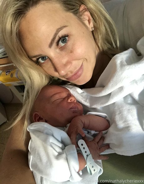 Nathalycheriexxx top star galerie