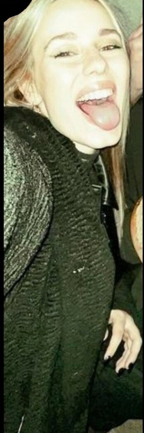 Elena Lagou étoile sympa image